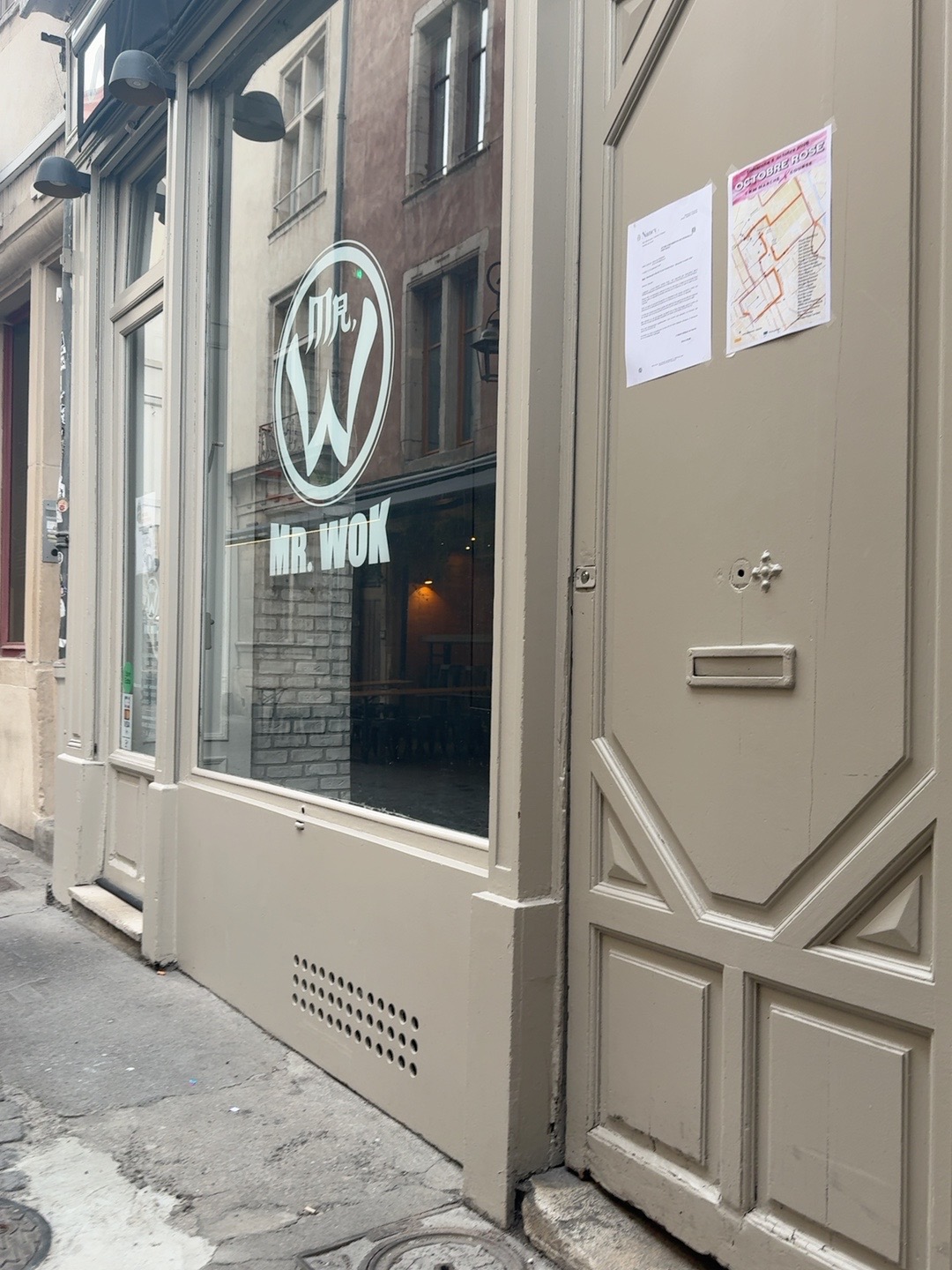 La vitrine de Mr. Wok en Vieille Ville de Nancy